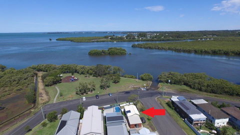 Absolute Waterfront - Accommodation Coffs Harbour 14