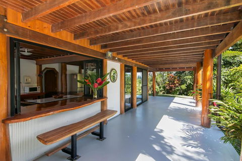 Daintree Manor B&B - Accommodation Coffs Harbour 5
