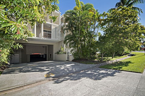 Port Douglas Apartments - Adults Only Oasis - Accommodation Coffs Harbour 43