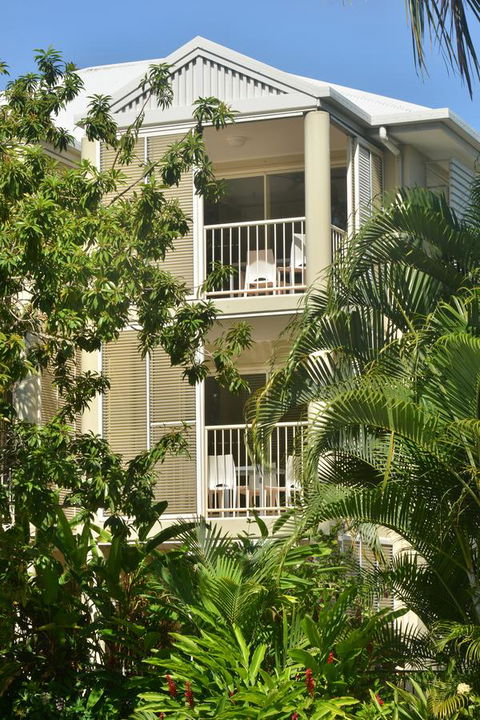 Port Douglas Apartments - Adults Only Oasis - Accommodation Coffs Harbour 25