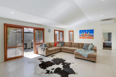 The Shack Noosa - Accommodation Coffs Harbour 2