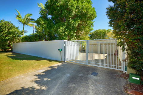 The Shack Noosa - Accommodation Coffs Harbour 15
