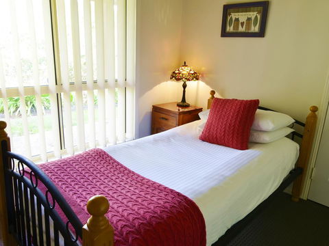 Apple Tree Cottage Montville - Accommodation Coffs Harbour 9