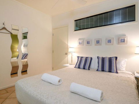 Claytons 1 By Discover Stradbroke - Accommodation Coffs Harbour 2