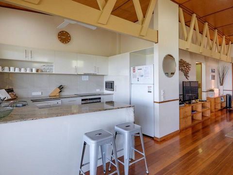 Claytons 1 By Discover Stradbroke - Accommodation Coffs Harbour 21