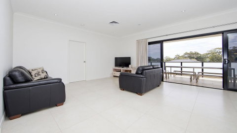'Ocean To Beach' Luxury Hide Away - Accommodation Coffs Harbour 3