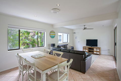'Pandanus Cove' Apartment 5 - Accommodation Coffs Harbour 0
