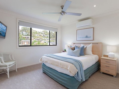 'Sandy Point Haven', 21a Sandy Point Rd - Stylish Haven With WIFI, Air Conditioning & Water Views - Accommodation Coffs Harbour 0