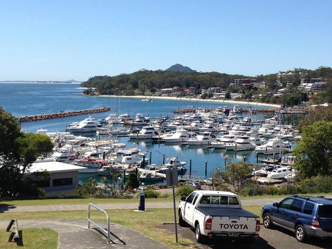 1 'Laman Lodge', 15 Laman Street - Stunning Air Conditioned Unit With Water Views And WIFI - Accommodation Coffs Harbour 0