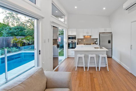 1 Bedroom Sydney Beach Studio - Accommodation Coffs Harbour 0