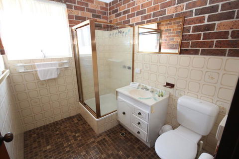 1/2 Brunswick Avenue - Accommodation Coffs Harbour 3