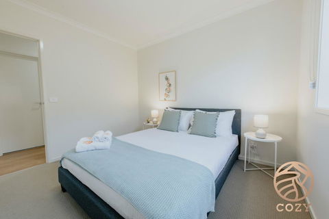 118 Refreshing 3BR Werribee Family House - Accommodation Coffs Harbour 2