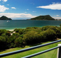 12 'Ocean Shores' 27 Weatherly Cl - Waterfront Unit with Sensational Water Views WIFI  Air Conditioning - Accommodation Coffs Harbour