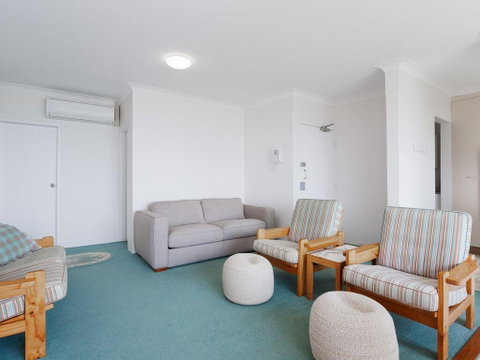 12 'Ocean Shores', 27 Weatherly Cl - Waterfront Unit With Sensational Water Views, WIFI & Air Conditioning - Accommodation Coffs Harbour 1
