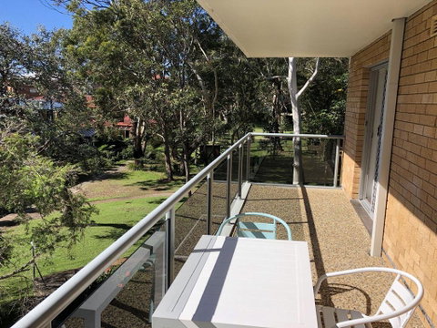 13 'Parkview', 11-13 Catalina Close - Great Location Unit With A Locked Garage - Accommodation Coffs Harbour 2