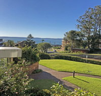 15 'The Commodore' 9-11 Donald Street - great unit only a short walk to CBD