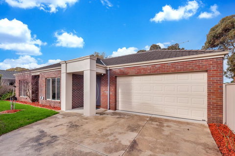 165 On Bogong - Accommodation Coffs Harbour 0