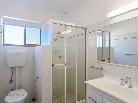 2 'Fiddlers Green' 62 Magnus Street - Ground Floor Unit Walking Distance To Nelson Bay - Accommodation Coffs Harbour 2