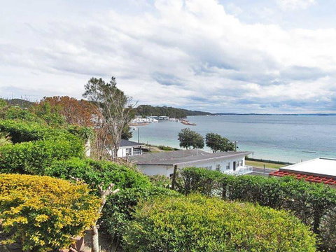 2 'Highpoint' 4 Magnus Street - Two Bedroom Unit Close To Nelson Bay CBD - Accommodation Coffs Harbour 2