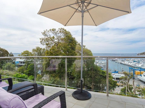 2 'Paradiso', 4 Laman Street - Beautiful Unit With Stunning Water Views & Pool - Accommodation Coffs Harbour 0