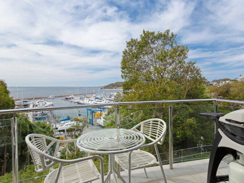 2 'Paradiso', 4 Laman Street - Beautiful Unit With Stunning Water Views & Pool - Accommodation Coffs Harbour 1