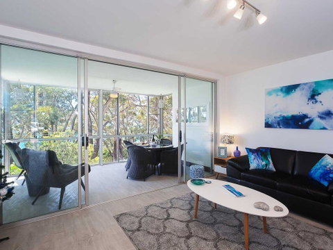 2 'Westpoint', 2 Thurlow Avenue - Ground Floor, Linen Supplied, Views - Accommodation Coffs Harbour 1