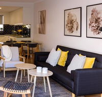 2 Bdrm Apt in Annandale with Courtyard  Parking - Accommodation Coffs Harbour