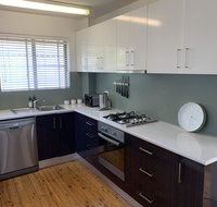 2 Bed Bar Beach Apartment - stroll to beach  cafes supermarket apartment 6 - Accommodation Coffs Harbour