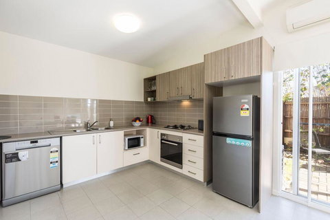2 Bedroom W/Parking Near Central Cessnock - Accommodation Coffs Harbour 1