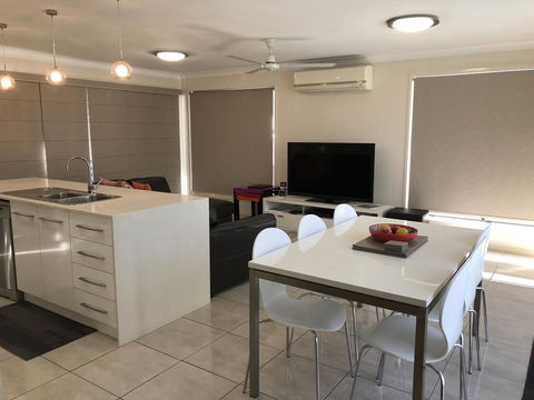 21 On Hursley Motel Apartments - Accommodation Coffs Harbour 1