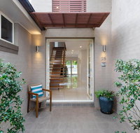 25 Christmas Bush Avenue - aircon pet friendly small boat parking  WIFI - Accommodation Coffs Harbour