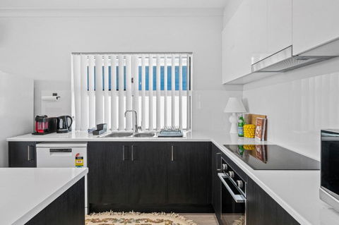 C-Views - Aldinga Beach - C21 SouthCoast Holidays - Accommodation Coffs Harbour 3