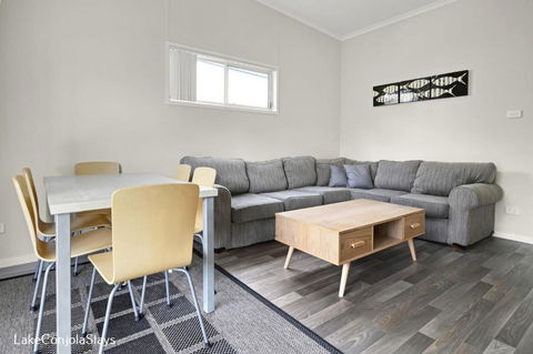 Cabin 60 - Lake Conjola - Accommodation Coffs Harbour 1