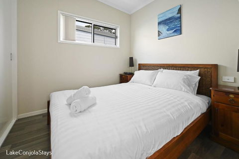 Cabin 60 - Lake Conjola - Accommodation Coffs Harbour 3