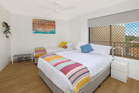 CANAL7-ON THE MOOLOOLABA CANAL! - Accommodation Coffs Harbour 3