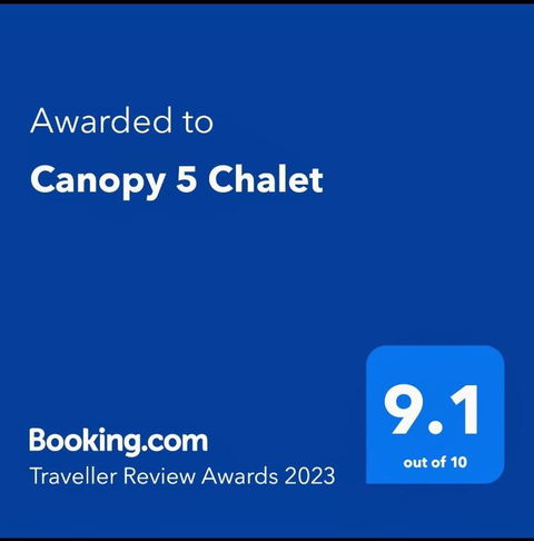 Canopy 5 Chalet - Accommodation Coffs Harbour 1