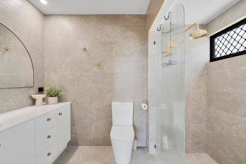 Capri By The Sea - Accommodation Coffs Harbour 3