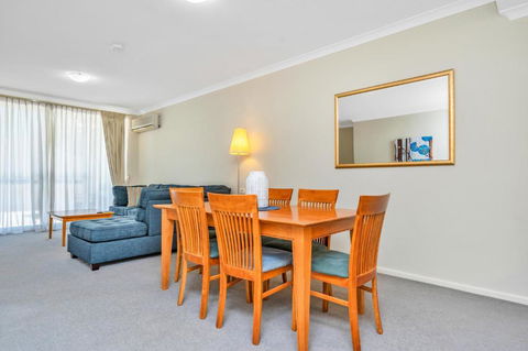 C Mandurah Apartment Resort - Accommodation Coffs Harbour 2