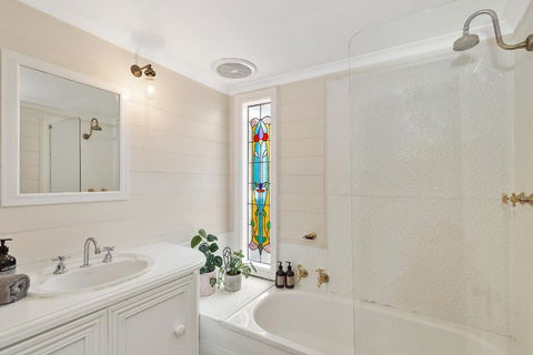 Central Geelong West Cottage - Accommodation Coffs Harbour 2