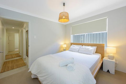 Casselton Loop - The White House - Accommodation Coffs Harbour 2