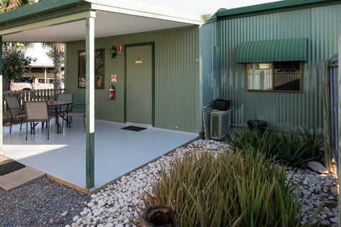 Chillagoe Cabins And Tours - Accommodation Coffs Harbour 2