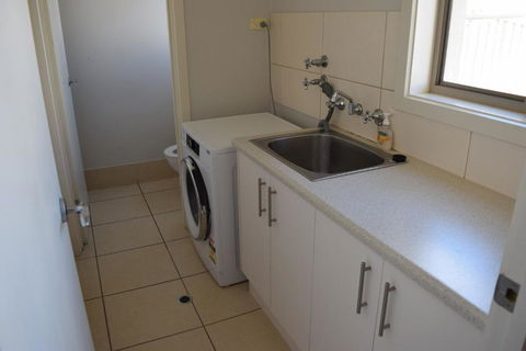 Christies Seahorse Holiday Townhouses - Accommodation Coffs Harbour 2