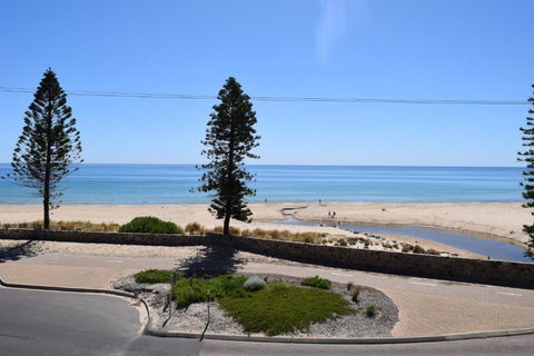 Christies Seahorse Holiday Townhouses - Accommodation Coffs Harbour 3