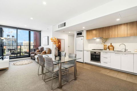 City Apartment View Pool Gym Free Park - Accommodation Coffs Harbour 2