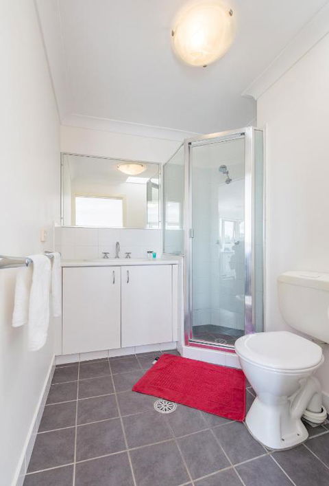 Cityview Studio Accommodation - Accommodation Coffs Harbour 2