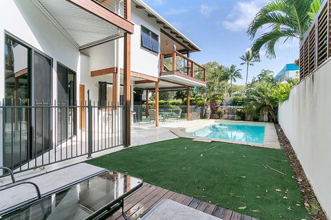 Clifton Beach Holiday Villas - Accommodation Coffs Harbour 0