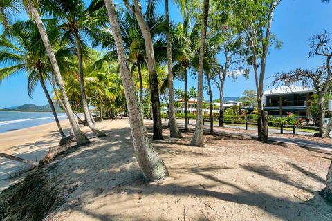 Clifton Beach Holiday Villas - Accommodation Coffs Harbour 3