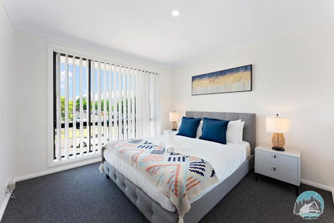 Comfort And Style 2-Bed Townhouse In Ingleburn - Accommodation Coffs Harbour 3