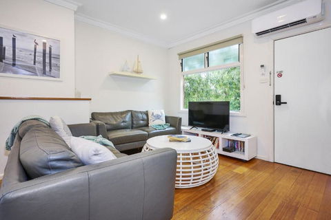 Coastal Oasis Charming Retreat Steps From Rye Beach - Accommodation Coffs Harbour 0