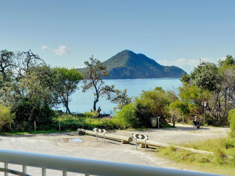 3 'Albacore', 12 Ondine Close - Waterfront, Pool, Lift & Views - Accommodation Coffs Harbour 0